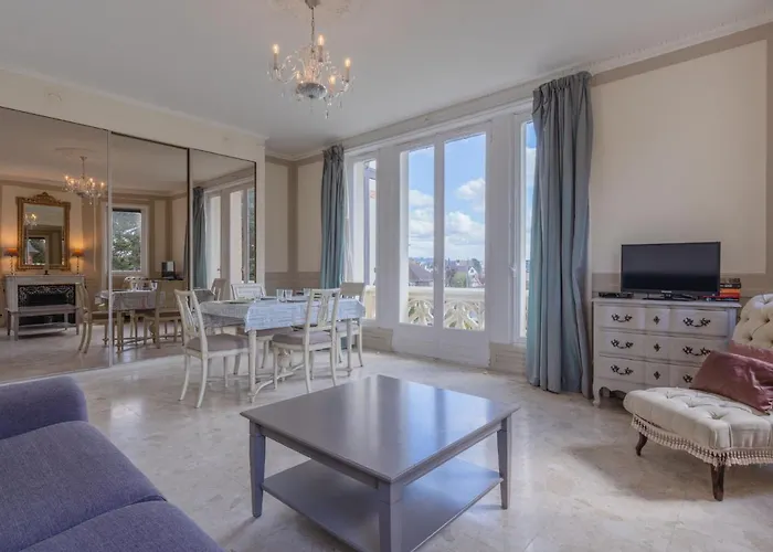 Marie Antoinette-1 By Interhome