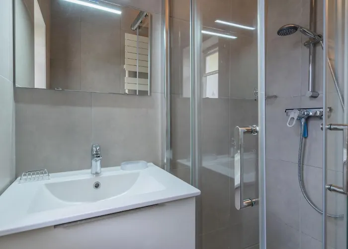 Marie Antoinette-1 By Interhome カブール