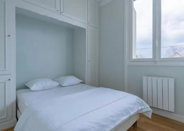 アパート Marie Antoinette-1 By Interhome カブール